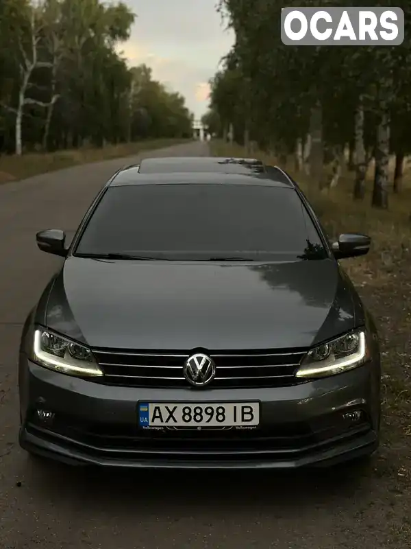 Седан Volkswagen Jetta 2017 1.8 л. Автомат обл. Харківська, Харків - Фото 1/9