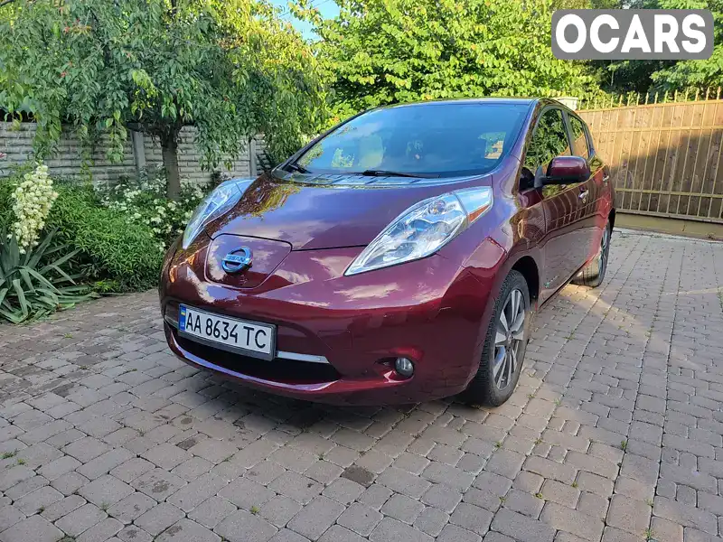 Хэтчбек Nissan Leaf 2016 null_content л. обл. Киевская, Киев - Фото 1/15