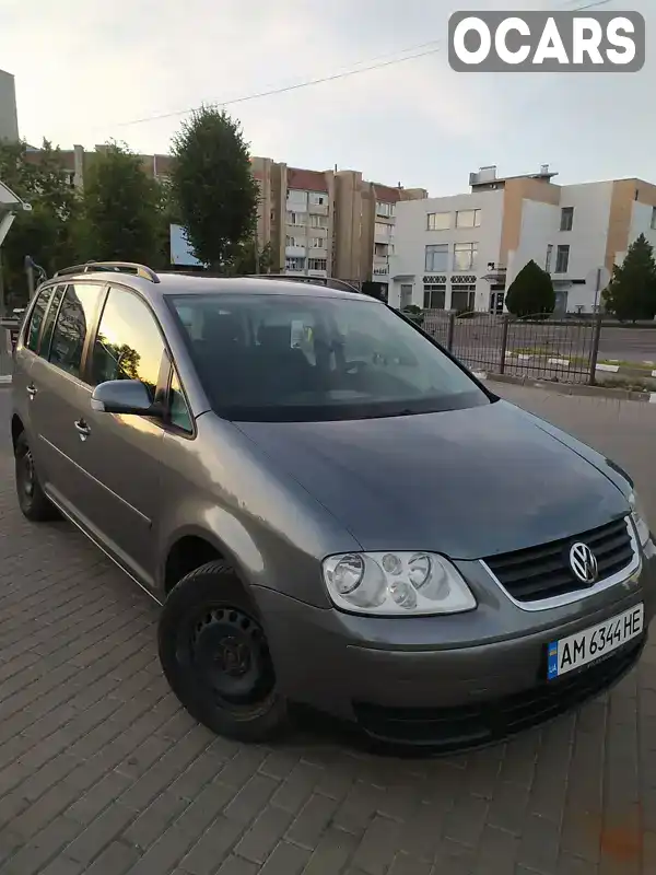 Минивэн Volkswagen Touran 2003 1.6 л. Ручная / Механика обл. Ивано-Франковская, Ивано-Франковск - Фото 1/21