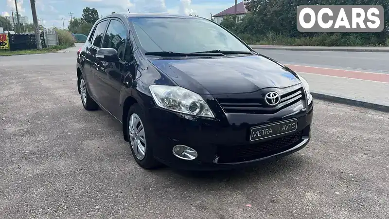 Хэтчбек Toyota Auris 2010 1.6 л. Автомат обл. Черниговская, Чернигов - Фото 1/21