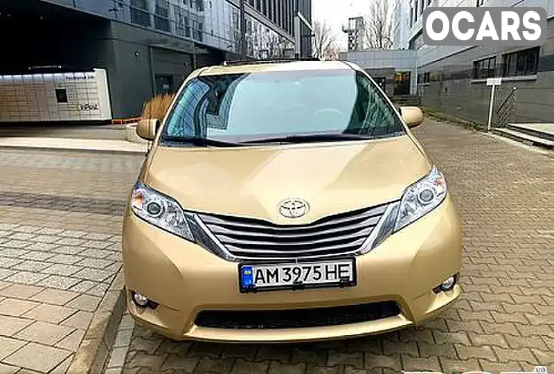 Минивэн Toyota Sienna 2013 3.5 л. Автомат обл. Житомирская, Житомир - Фото 1/14