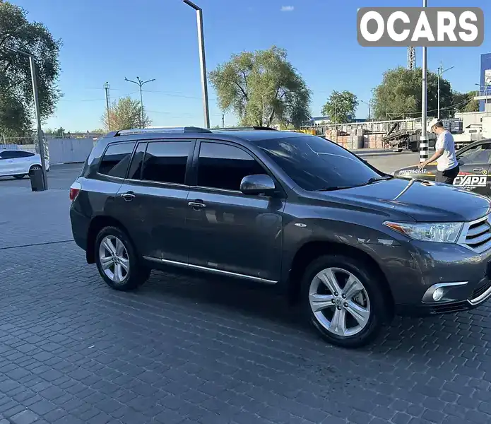 Внедорожник / Кроссовер Toyota Highlander 2012 3.46 л. Автомат обл. Донецкая, Мариуполь - Фото 1/4