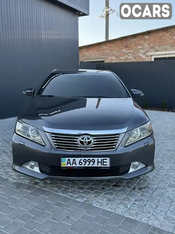 Седан Toyota Camry 2011 2.5 л. Автомат обл. Черкасская, Шпола - Фото 1/14