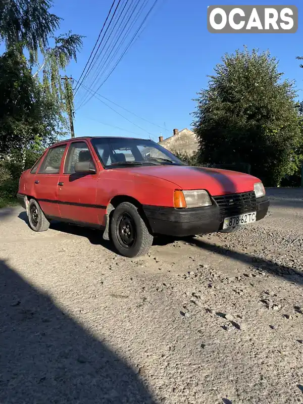 Седан Opel Kadett 1988 1.3 л. Ручная / Механика обл. Львовская, Городок - Фото 1/8