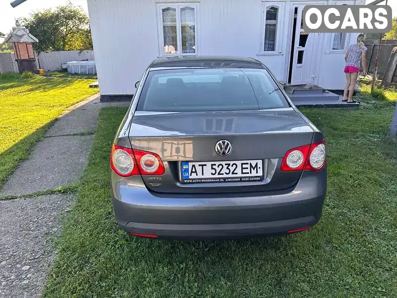 Седан Volkswagen Jetta 2007 1.6 л. Ручна / Механіка обл. Івано-Франківська, Коломия - Фото 1/9