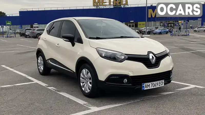 Позашляховик / Кросовер Renault Captur 2015 1.46 л. Автомат обл. Житомирська, Житомир - Фото 1/21