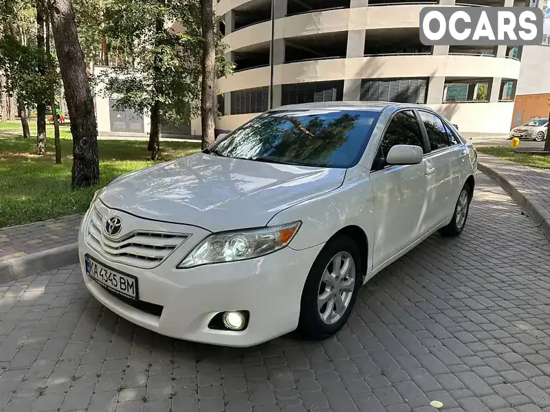 Седан Toyota Camry 2011 2.5 л. Автомат обл. Киевская, Бровары - Фото 1/21