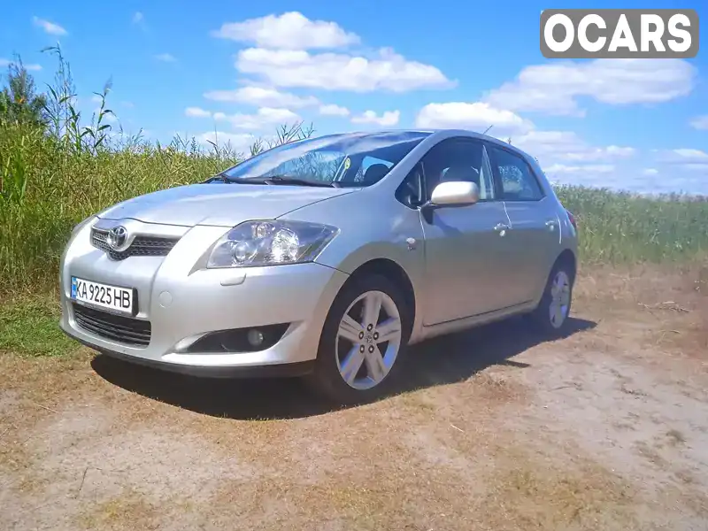 Хэтчбек Toyota Auris 2007 2.23 л. Ручная / Механика обл. Черкасская, Смела - Фото 1/13