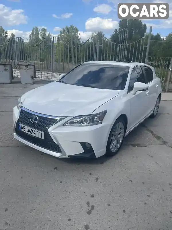 Хэтчбек Lexus CT 2016 1.8 л. Вариатор обл. Днепропетровская, Днепр (Днепропетровск) - Фото 1/14