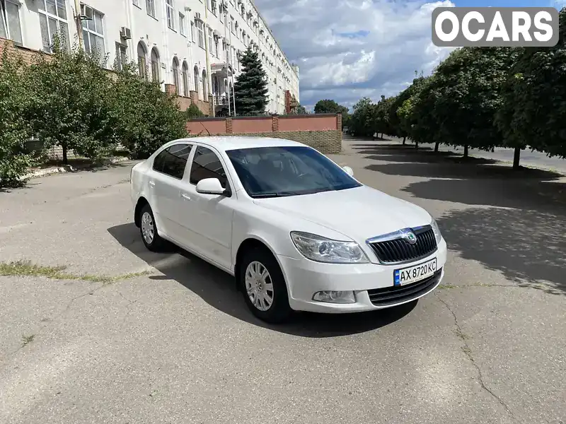 Ліфтбек Skoda Octavia 2010 1.6 л. Ручна / Механіка обл. Харківська, Харків - Фото 1/15