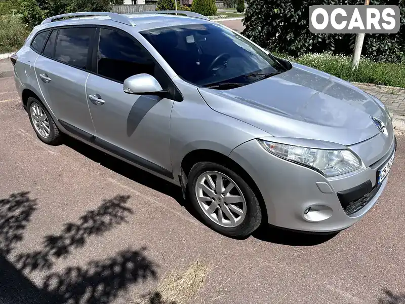 Универсал Renault Megane 2011 1.6 л. Ручная / Механика обл. Черниговская, Новгород-Северский - Фото 1/21