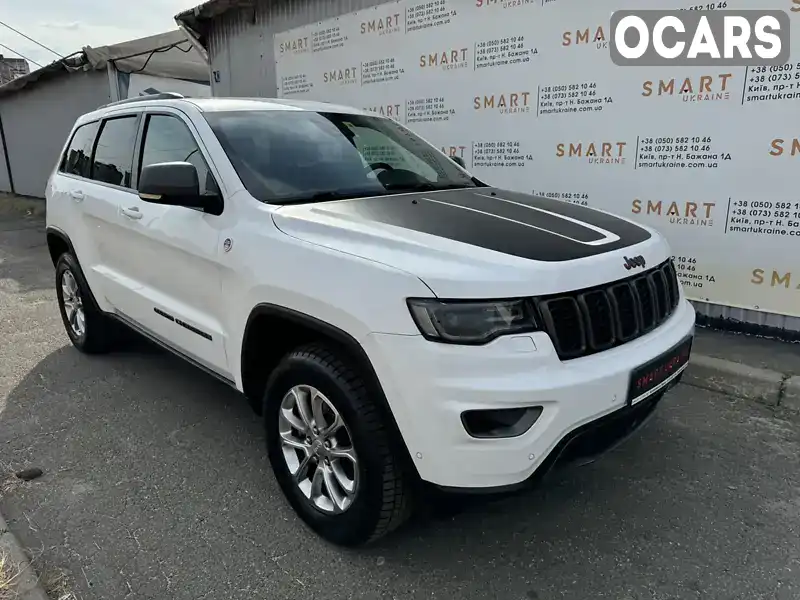 Внедорожник / Кроссовер Jeep Grand Cherokee 2017 2.99 л. Автомат обл. Киевская, Киев - Фото 1/21