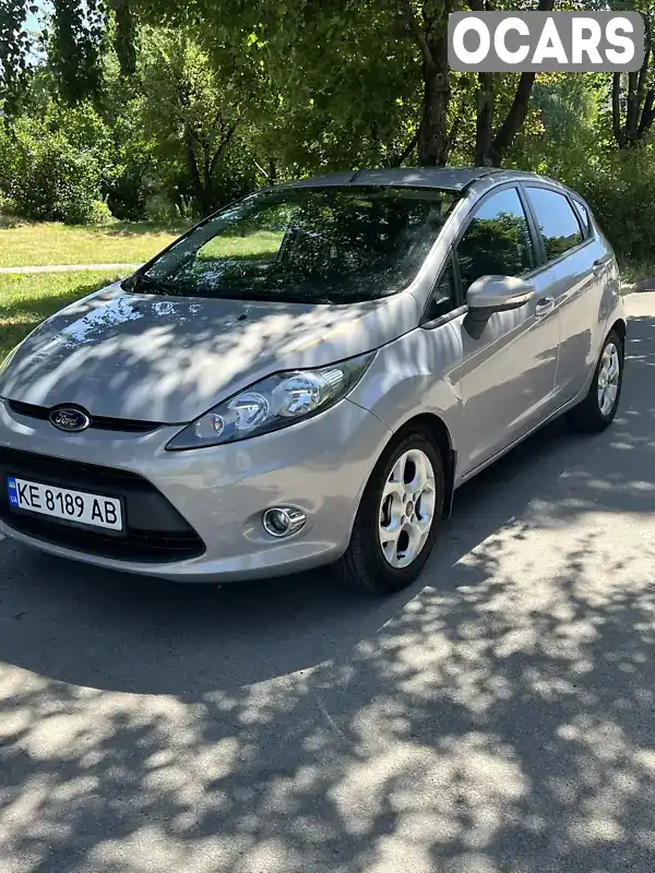 Хэтчбек Ford Fiesta 2012 1.39 л. Автомат обл. Днепропетровская, Каменское (Днепродзержинск) - Фото 1/11