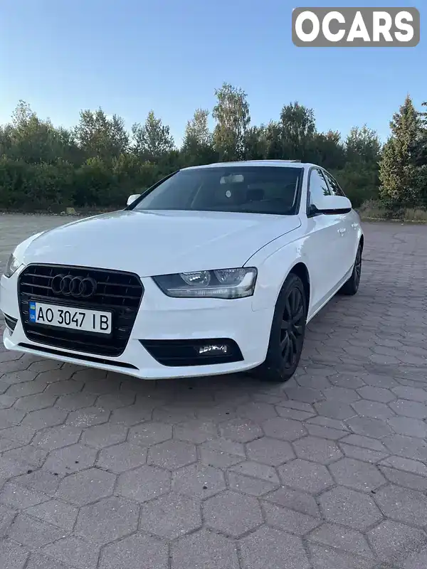 Седан Audi A4 2013 2 л. Автомат обл. Закарпатська, Ужгород - Фото 1/15