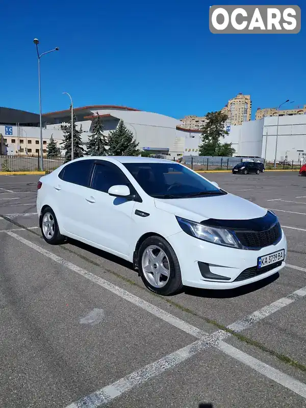 Седан Kia Rio 2013 1.4 л. Ручна / Механіка обл. Київська, Київ - Фото 1/20