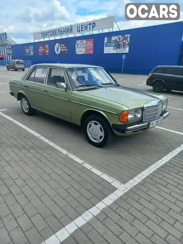 Седан Mercedes-Benz E-Class 1984 2.4 л. Ручна / Механіка обл. Волинська, Нововолинськ - Фото 1/12