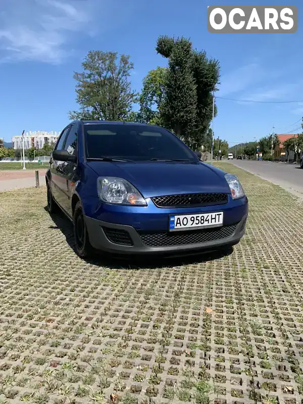 Хэтчбек Ford Fiesta 2008 1.4 л. Ручная / Механика обл. Закарпатская, Мукачево - Фото 1/20