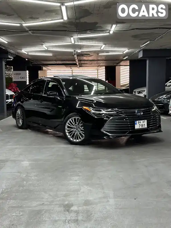 Седан Toyota Avalon 2020 2.49 л. Варіатор обл. Одеська, Одеса - Фото 1/21