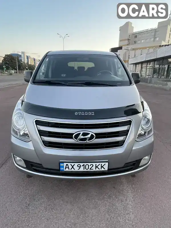 Минивэн Hyundai H-1 2016 2.5 л. Ручная / Механика обл. Харьковская, Харьков - Фото 1/16