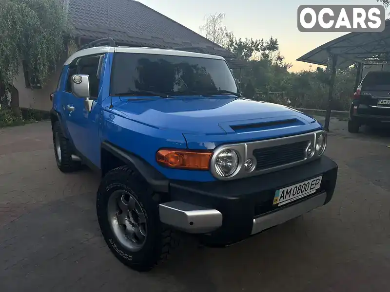 Внедорожник / Кроссовер Toyota FJ Cruiser 2006 3.96 л. Автомат обл. Киевская, Киев - Фото 1/21