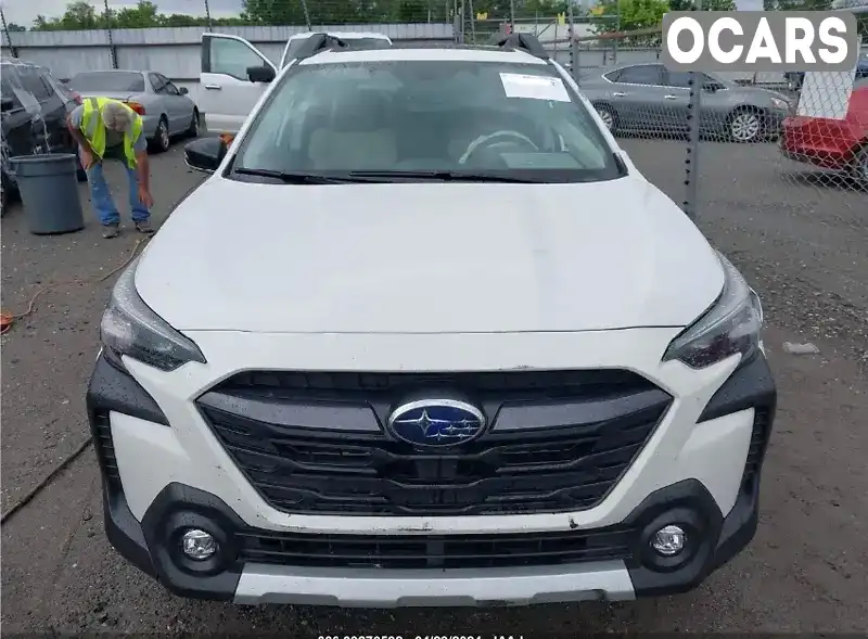 Внедорожник / Кроссовер Subaru Outback 2023 2.5 л. Вариатор обл. Полтавская, Полтава - Фото 1/9