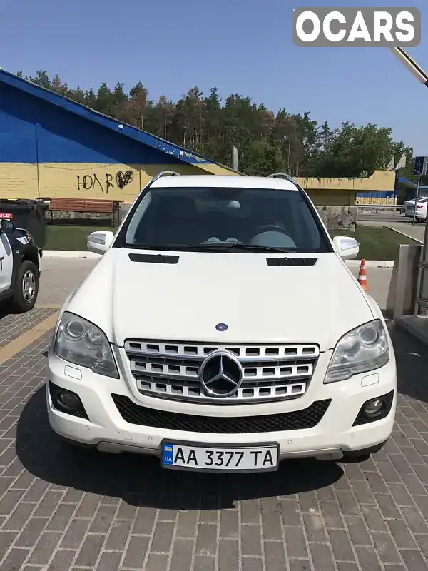 Внедорожник / Кроссовер Mercedes-Benz M-Class 2009 3.5 л. Автомат обл. Киевская, Киев - Фото 1/17