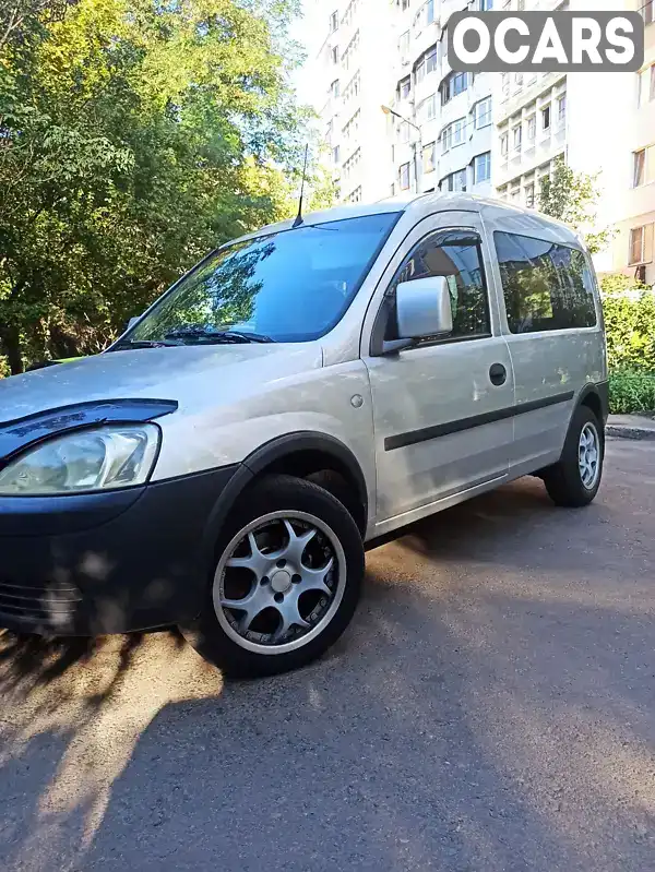 Мінівен Opel Combo 2004 1.7 л. Ручна / Механіка обл. Одеська, Одеса - Фото 1/8