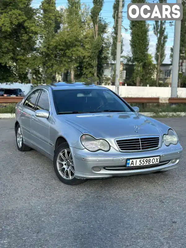 Седан Mercedes-Benz C-Class 2002 2 л. Автомат обл. Київська, Київ - Фото 1/15