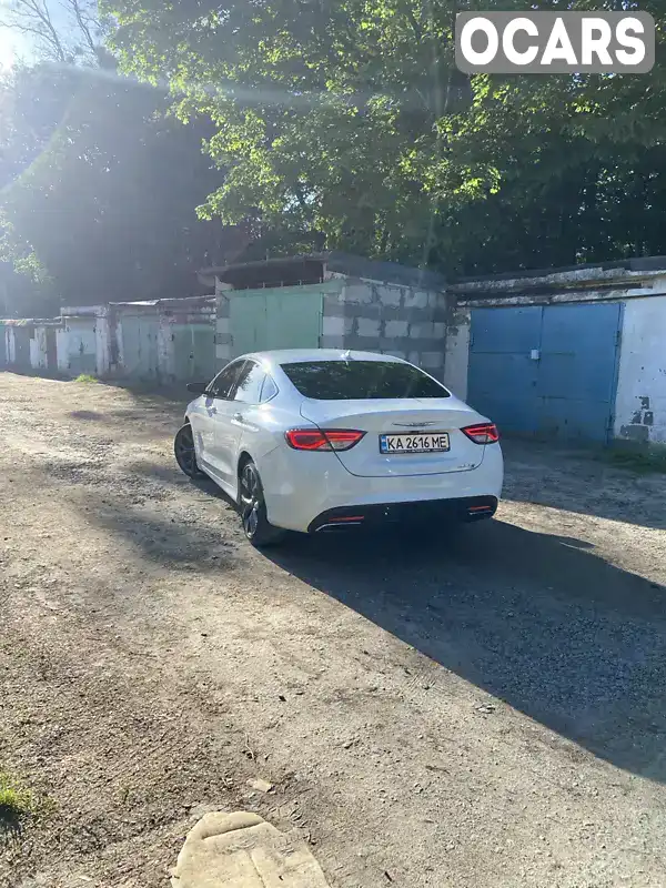 Седан Chrysler 200 2015 2.4 л. Автомат обл. Житомирская, Звягель - Фото 1/21