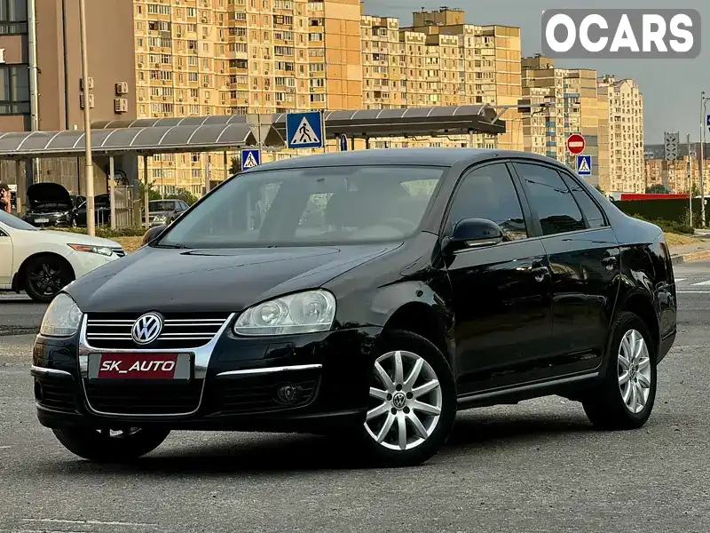 Седан Volkswagen Jetta 2009 1.6 л. Ручная / Механика обл. Киевская, Киев - Фото 1/21