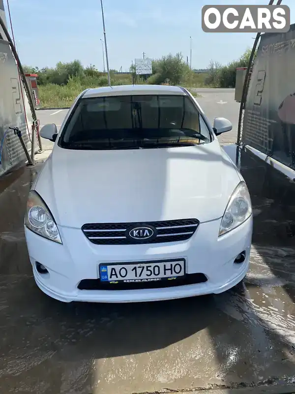 Хэтчбек Kia Ceed 2008 2 л. Ручная / Механика обл. Закарпатская, Чоп - Фото 1/15