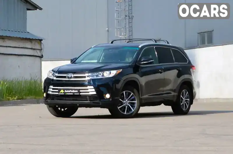 Позашляховик / Кросовер Toyota Highlander 2018 3.46 л. Автомат обл. Київська, Київ - Фото 1/21