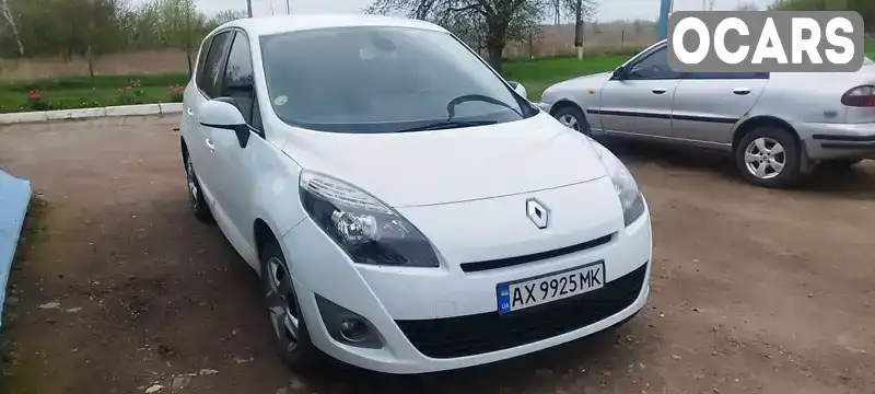 Мінівен Renault Grand Scenic 2011 1.9 л. Ручна / Механіка обл. Харківська, Балаклія - Фото 1/16