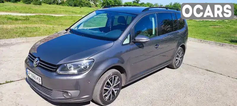 Минивэн Volkswagen Touran 2010 1.6 л. Ручная / Механика обл. Запорожская, Запорожье - Фото 1/8