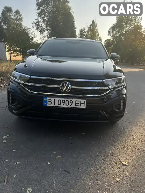 Внедорожник / Кроссовер Volkswagen T-Roc 2022 1.5 л. Робот обл. Полтавская, Горишние Плавни (Комсомольск) - Фото 1/7