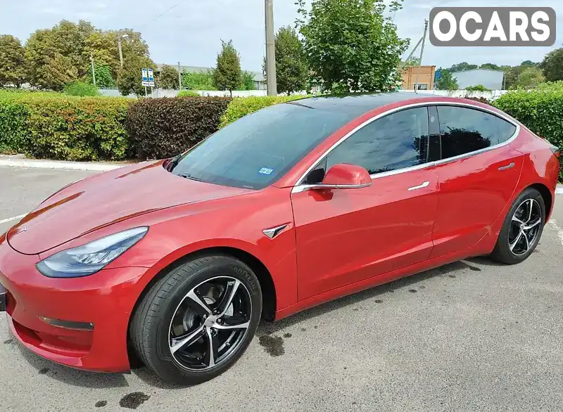 Седан Tesla Model 3 2018 null_content л. Автомат обл. Полтавская, Полтава - Фото 1/12