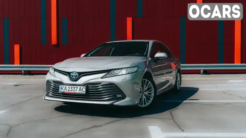 Седан Toyota Camry 2019 2.49 л. Варіатор обл. Київська, Київ - Фото 1/21