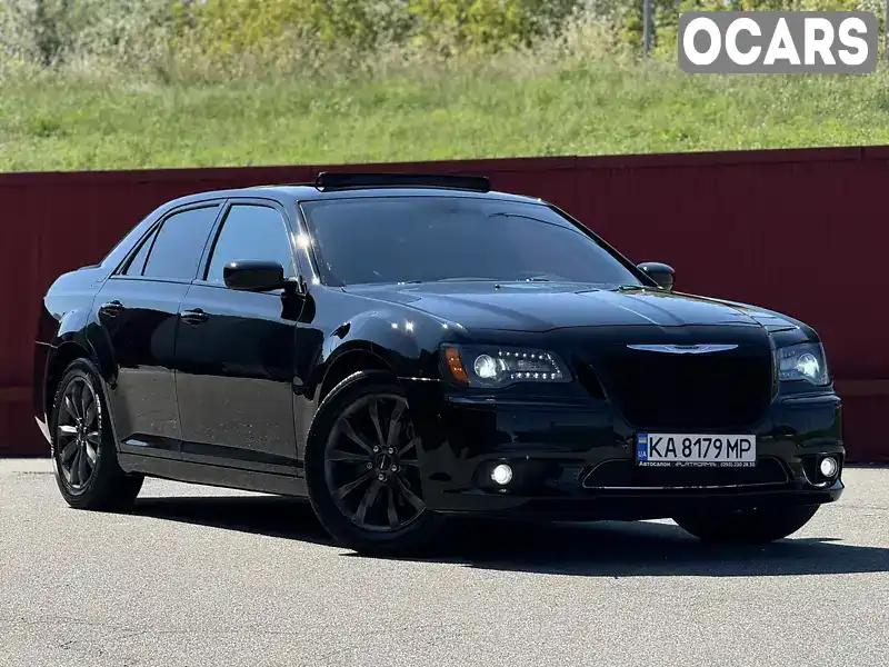 Седан Chrysler 300 2014 5.7 л. Автомат обл. Киевская, Киев - Фото 1/21