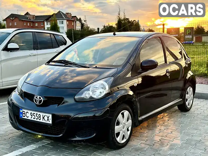 Хэтчбек Toyota Aygo 2011 1 л. Ручная / Механика обл. Львовская, Стрый - Фото 1/21