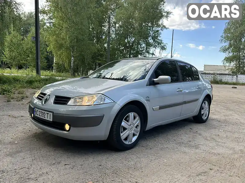 Седан Renault Megane 2004 2 л. Ручная / Механика обл. Львовская, Новояворовск - Фото 1/18