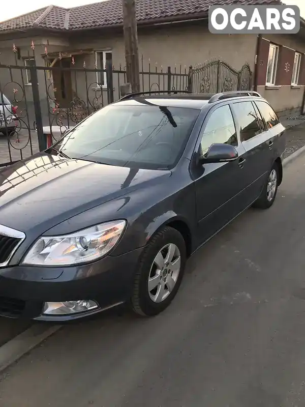 Универсал Skoda Octavia 2011 1.6 л. Ручная / Механика обл. Закарпатская, Ужгород - Фото 1/7