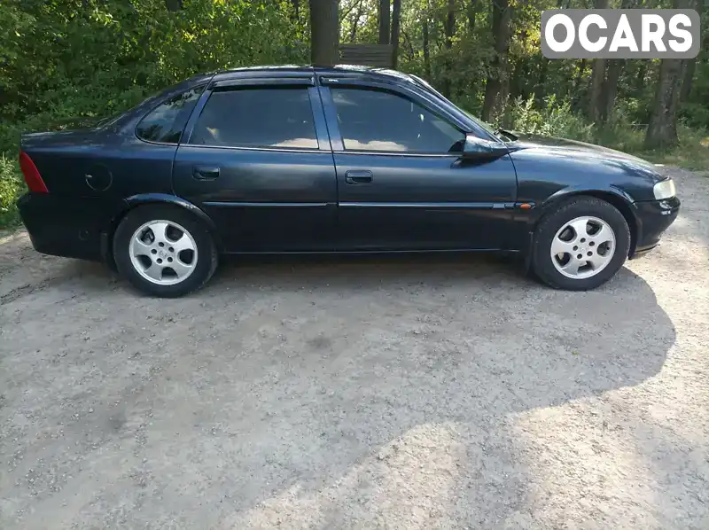 Седан Opel Vectra 2000 1.8 л. Ручна / Механіка обл. Чернівецька, Сокиряни - Фото 1/21