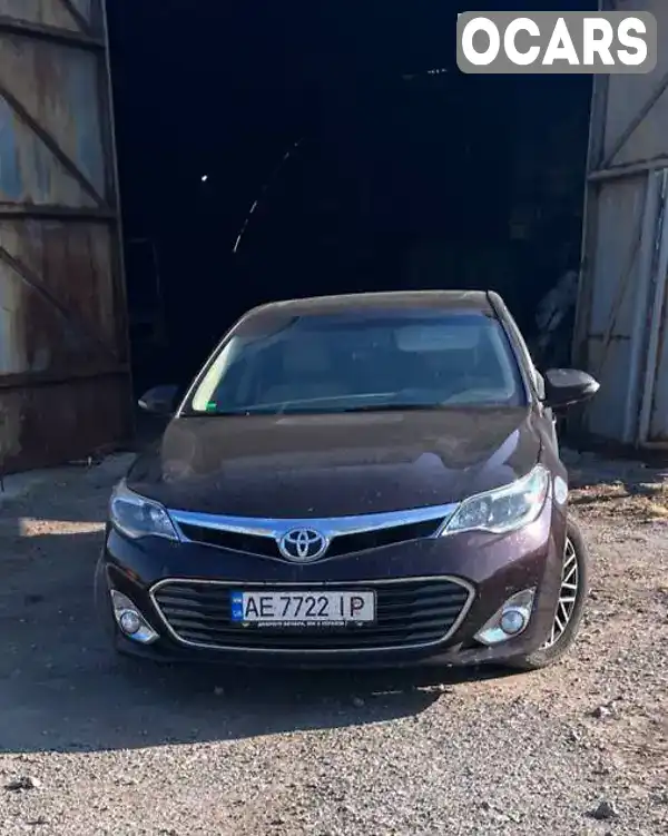 Седан Toyota Avalon 2013 3.53 л. Автомат обл. Днепропетровская, Днепр (Днепропетровск) - Фото 1/4