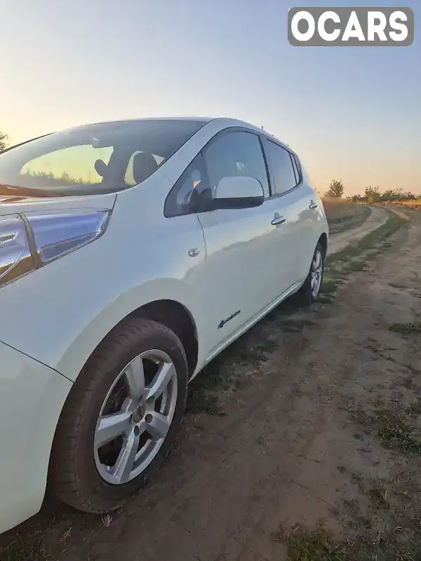 Хэтчбек Nissan Leaf 2011 null_content л. Автомат обл. Киевская, Белая Церковь - Фото 1/21