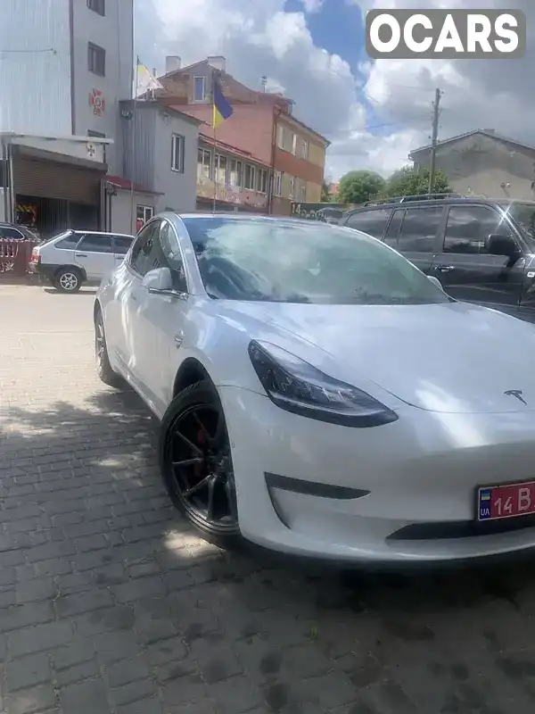 Седан Tesla Model 3 2019 null_content л. Автомат обл. Львовская, Буск - Фото 1/5