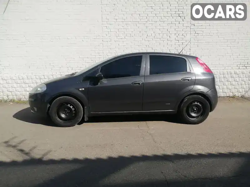 Хэтчбек Fiat Grande Punto 2008 1.37 л. Робот обл. Киевская, Киев - Фото 1/12