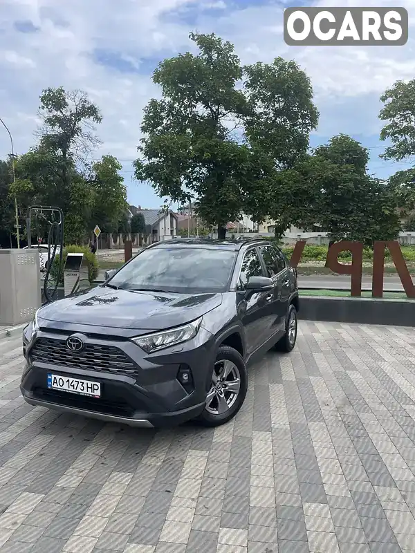 Позашляховик / Кросовер Toyota RAV4 2022 2 л. Варіатор обл. Закарпатська, Ужгород - Фото 1/14