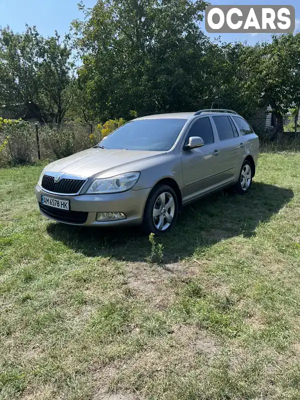 Універсал Skoda Octavia 2012 1.97 л. Автомат обл. Житомирська, Житомир - Фото 1/10