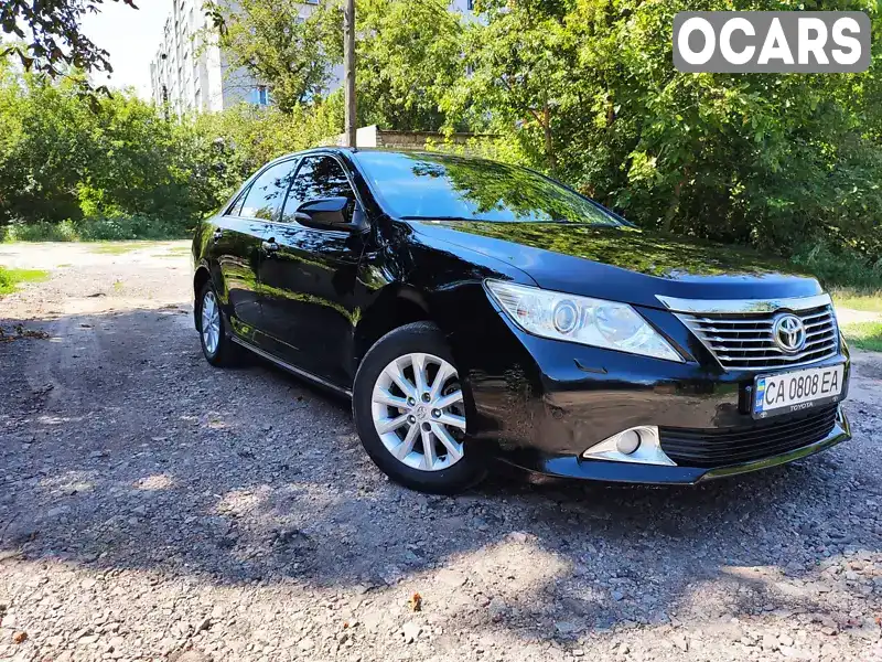 Седан Toyota Camry 2011 2.49 л. Автомат обл. Черкасская, Черкассы - Фото 1/19