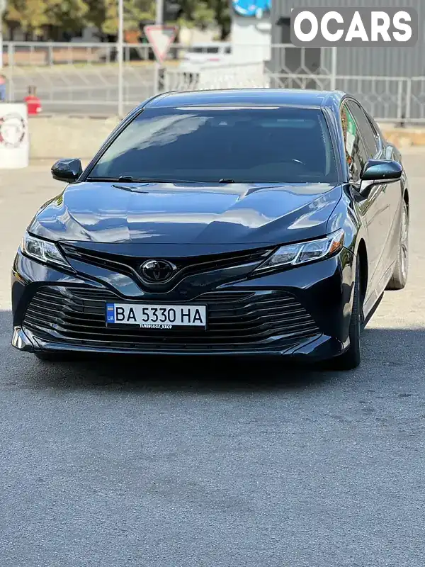 Седан Toyota Camry 2019 2.49 л. Автомат обл. Кировоградская, Кропивницкий (Кировоград) - Фото 1/14